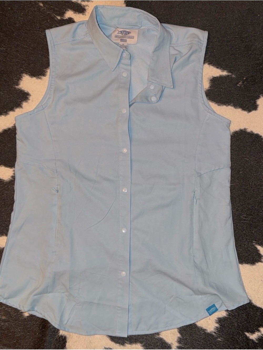 Aftco Light Blue Sleeveless Button-Down Outdoor Shirt